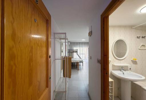 Apartment - Venta - Torrevieja - RO-51140