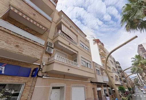 Apartment - Venta - Torrevieja - RO--68070