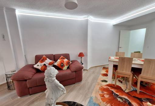 Apartment - Venta - Torrevieja - RO-77517