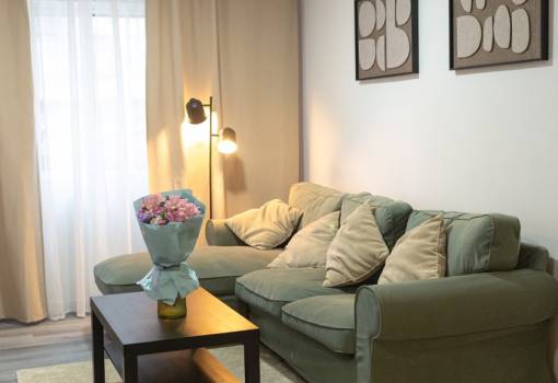Apartment - Venta - Torrevieja - RO-83733