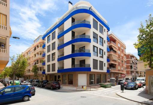 Apartment - Venta - Torrevieja - RO-89897