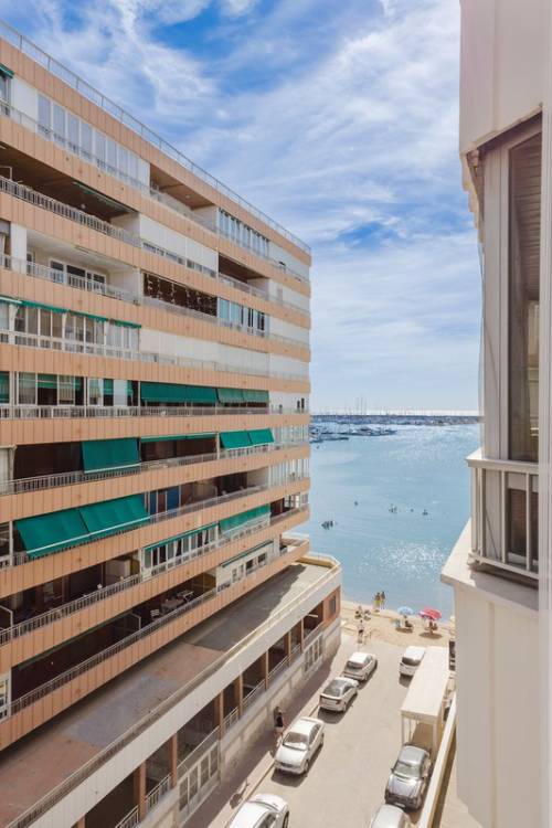 Apartment - Venta - Torrevieja - Torrevieja Centro