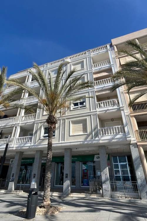 Apartment - Venta - Torrevieja - Torrevieja Centro
