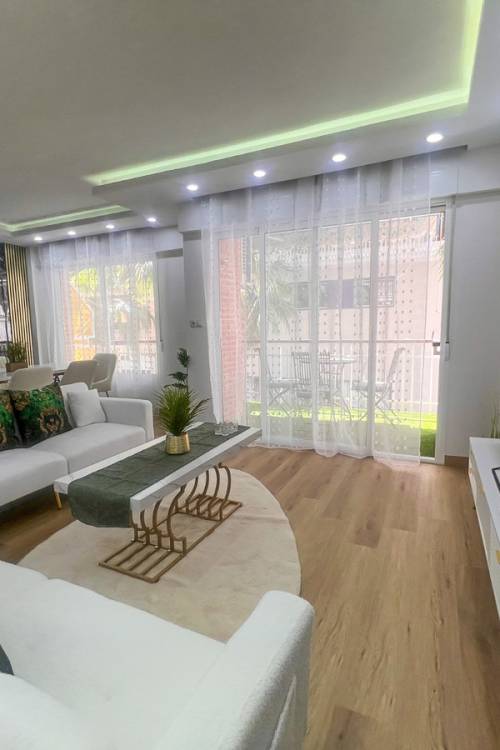 Apartment - Venta - Torrevieja - Torrevieja Centro