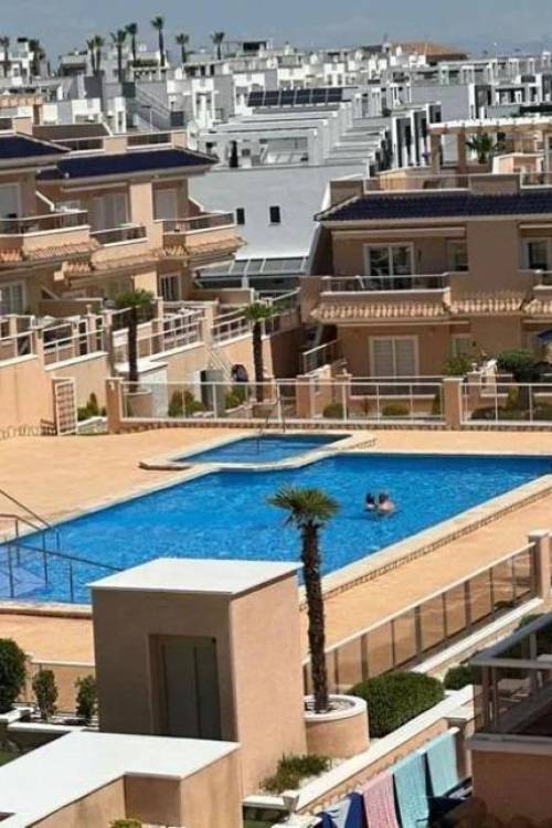 Bungalow - Sale - Torrevieja - Los altos