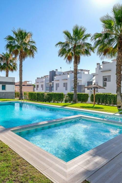 Bungalow - Sale - Torrevieja - Punta prima