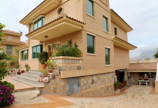 Chalet - Venta - Benidorm - RO--23718