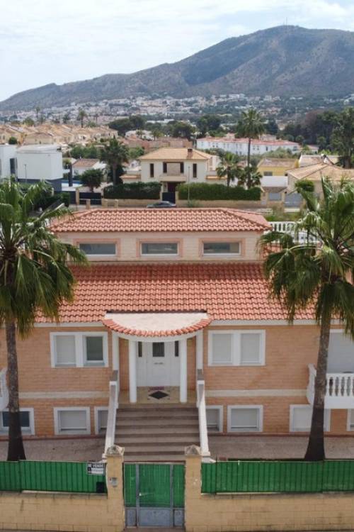 Chalet - Venta - L'Alfás del Pi - L'Alfás del Pi Centro