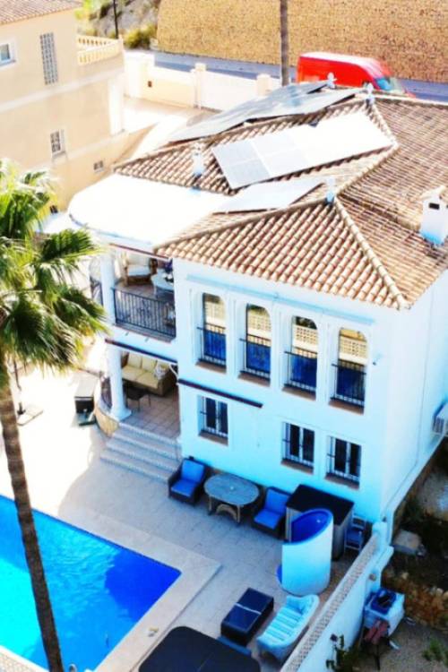 Chalet - Venta - La Nucía - La Nucia Centro