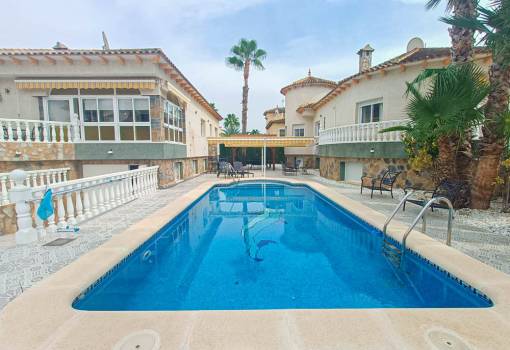 Chalet - Venta - Orihuela - Benferri