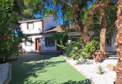 Chalet - Venta - Orihuela - C1-73109