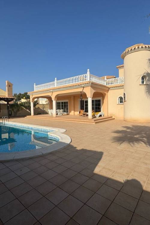 Chalet - Venta - Orihuela - La Zenia