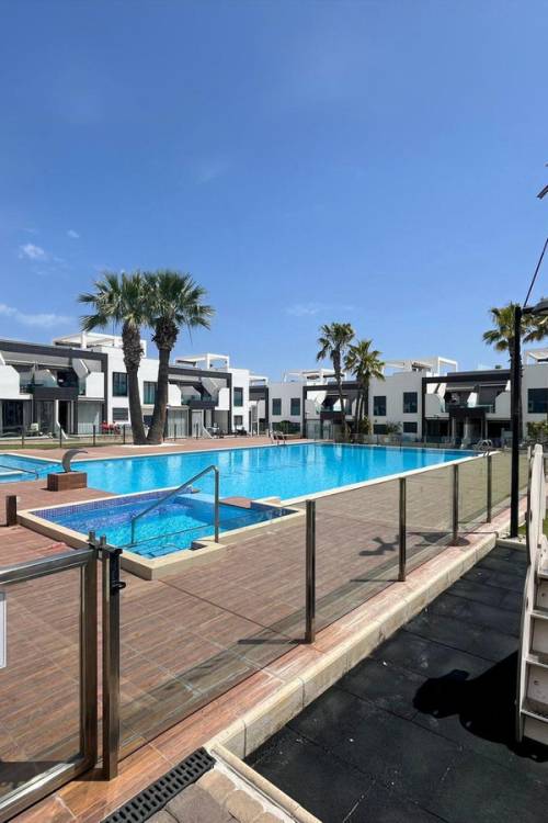 Chalet - Venta - Orihuela - La Zenia