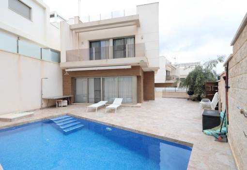 Chalet - Venta - Orihuela - Orihuela Costa