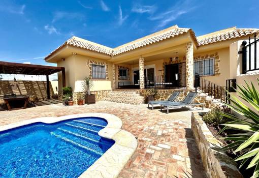 Chalet - Venta - Orihuela - RO-13906
