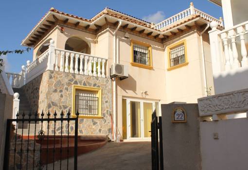 Chalet - Venta - Orihuela - RO--16601