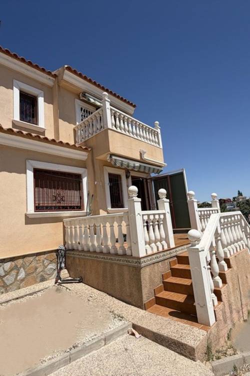 Chalet - Venta - Orihuela - Villamartin
