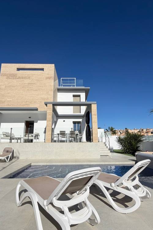 Chalet - Venta - Orihuela - Villamartin
