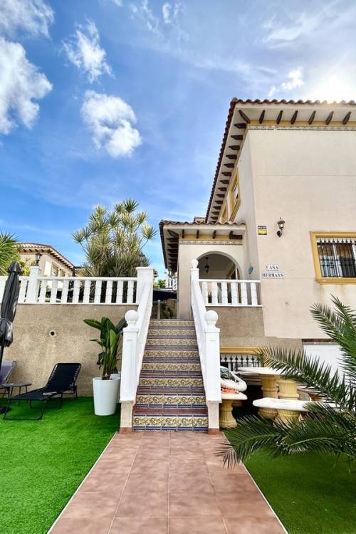 Chalet - Venta - Orihuela - Villamartin