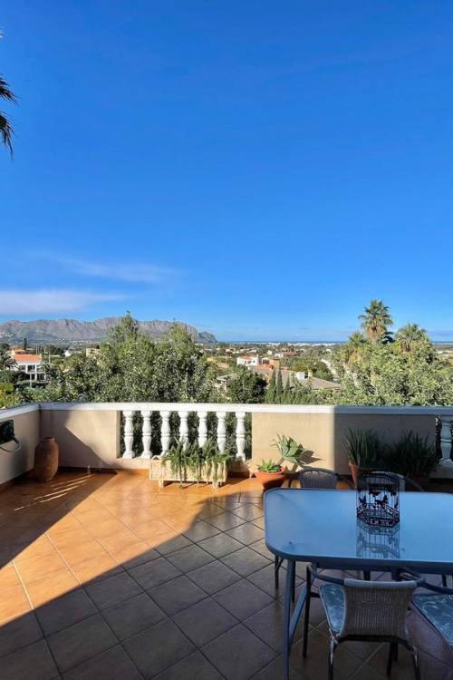 Chalet - Venta - Pedreguer - Pedreguer Centro