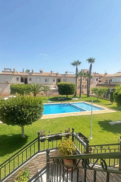 Chalet - Venta - Torrevieja - Aguas Nuevas