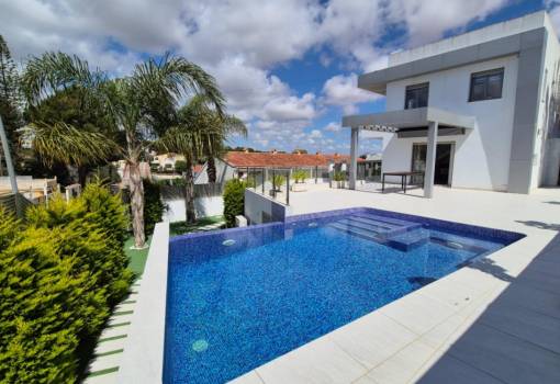 Chalet - Venta - Torrevieja - La siesta
