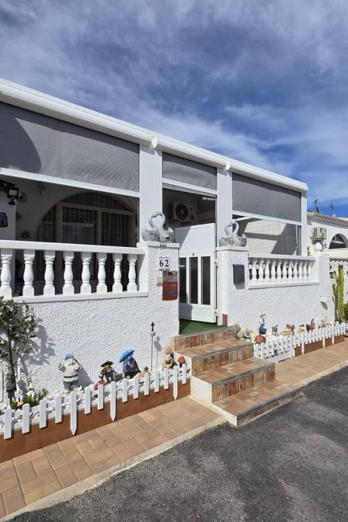 Chalet - Venta - Torrevieja - San Luis