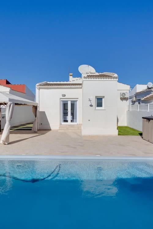 Chalet - Venta - Torrevieja - San Luis