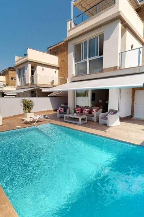 Chalet - Venta - Torrevieja - Torrevieja Centro
