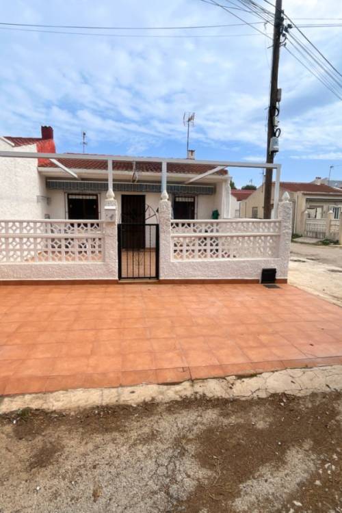 Chalet - Venta - Torrevieja - Torrevieja Centro