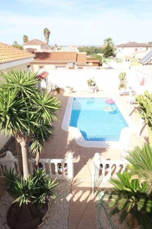 Chalet - Venta - Torrevieja - Torrevieja Centro