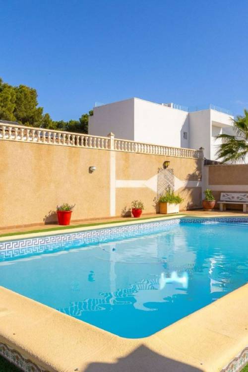 Chalet - Venta - Torrevieja - Torrevieja Centro