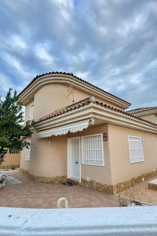 Chalet - Venta - Torrevieja - Torrevieja Centro