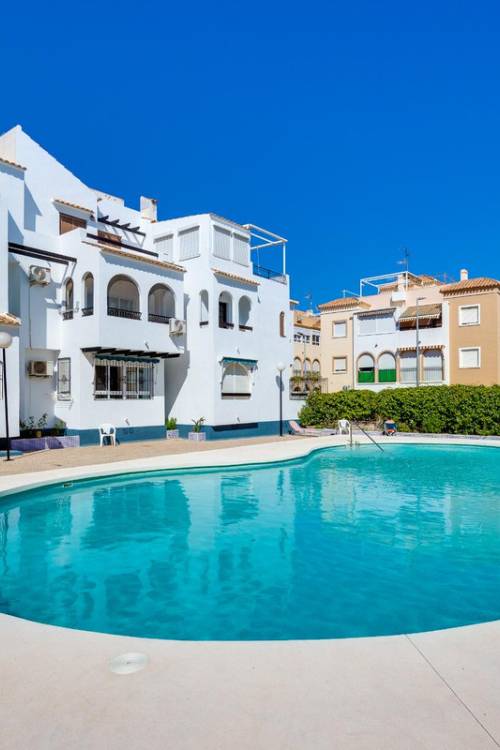 Chalet - Venta - Torrevieja - Torrevieja Centro
