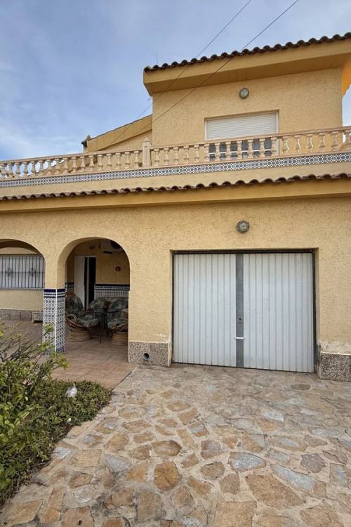 Chalet - Venta - Torrevieja - Torrevieja Centro