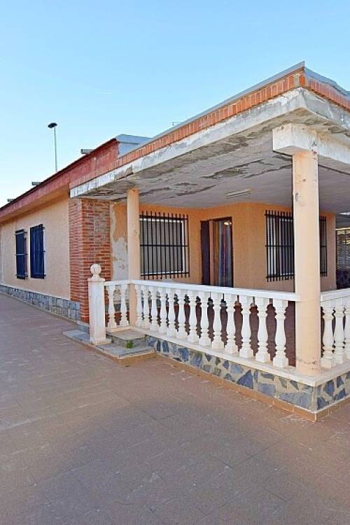 Chalet - Venta - Torrevieja - Torrevieja Centro