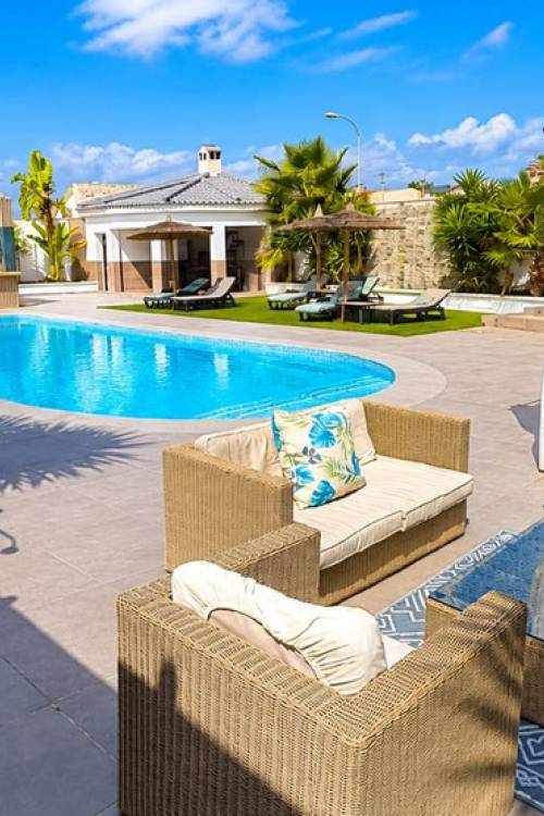 Chalet - Venta - Torrevieja - Torrevieja Centro