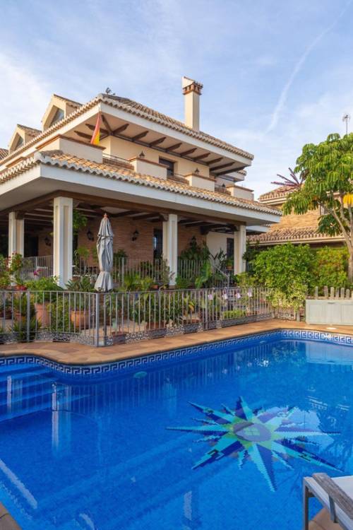 Chalet - Venta - Torrevieja - Torrevieja Centro
