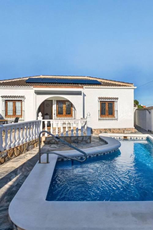 Chalet - Venta - Torrevieja - Torrevieja Centro