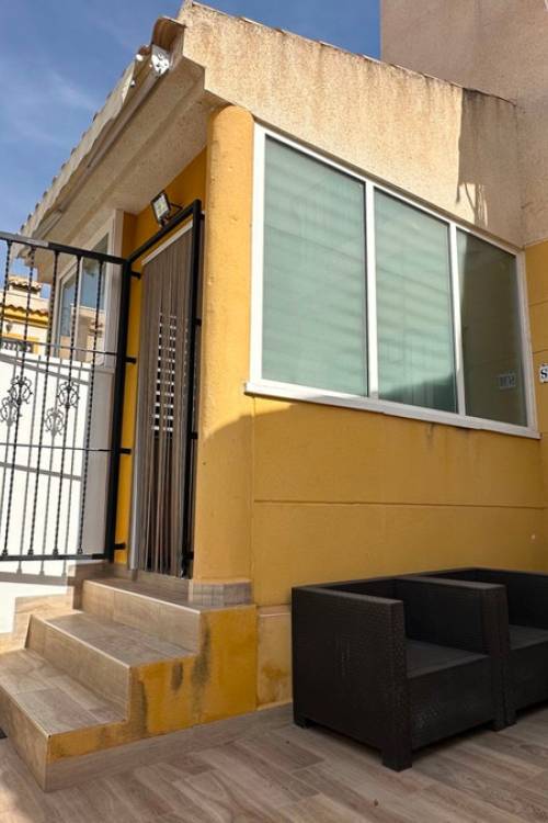 Chalet - Venta - Urbanización El Raso - Urbanización El Raso