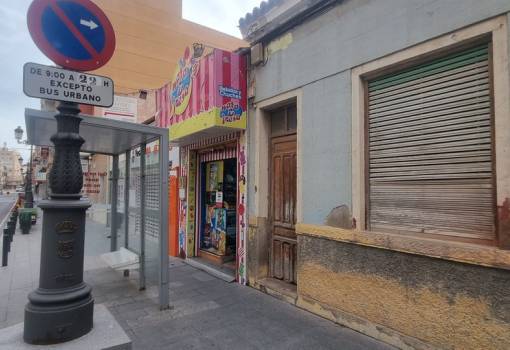 Commercial property - Sale - Guardamar del Segura - Guardamar del Segura Centro