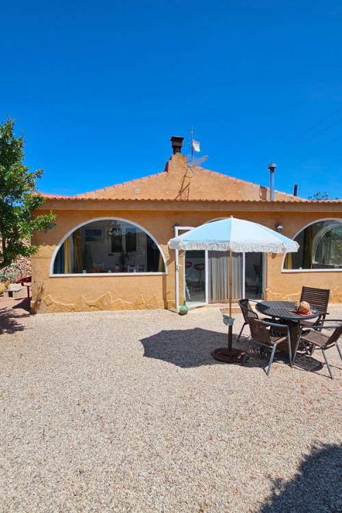 Commercial property - Sale - Sax - Sax Centro