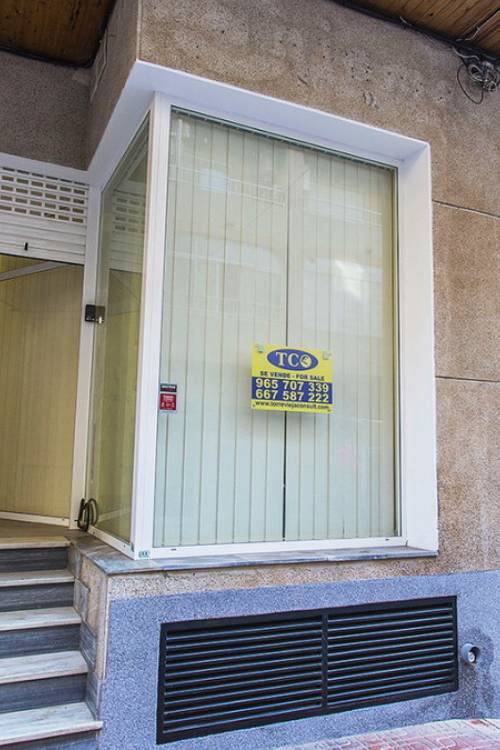 Commercial property - Sale - Torrevieja - Torrevieja Centro