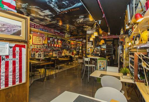 Commercial property - Sale - Torrevieja - Torrevieja Centro