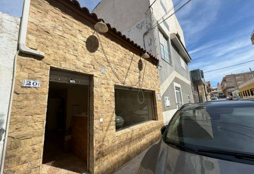 Commercial Unit - Rental - San Miguel - San Miguel