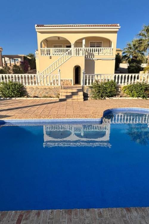 Detached House / Villa - Sale - Ciudad Quesada - La Fiesta