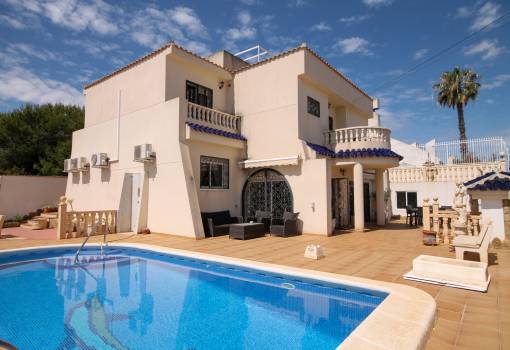 Detached Villa - Sale - San Miguel de Salinas - San Miguel de Salinas Alicante