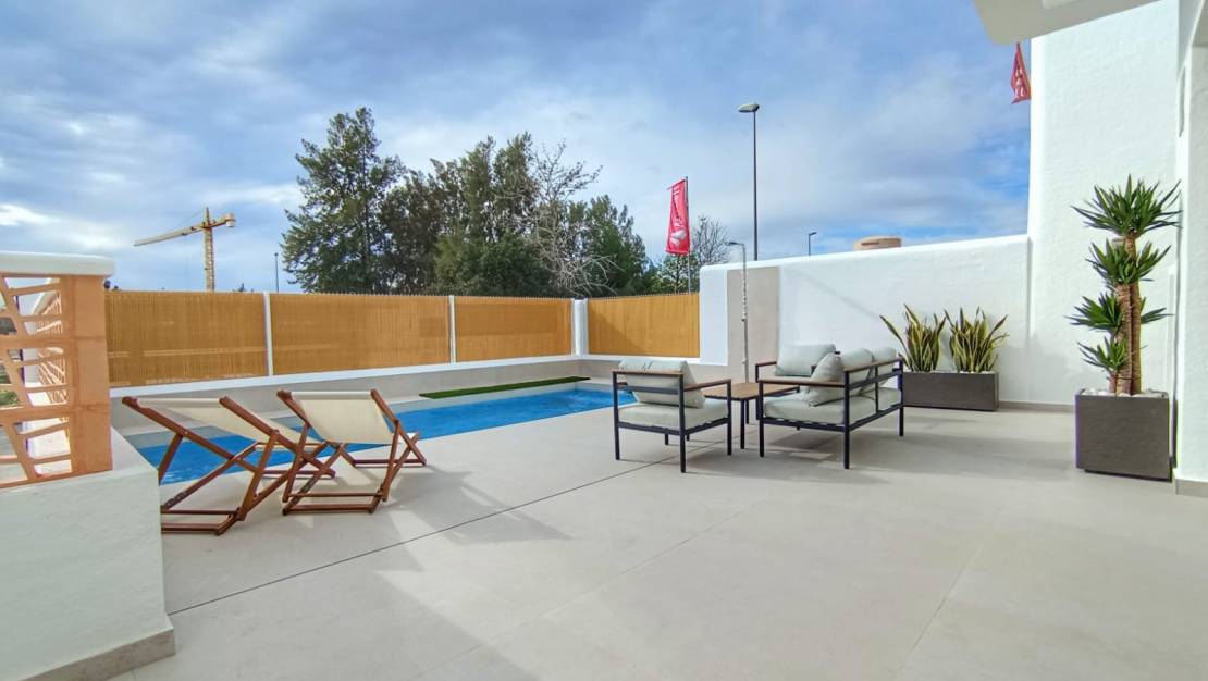 New Build - Villa de Lujo - Dolores - CENTRO