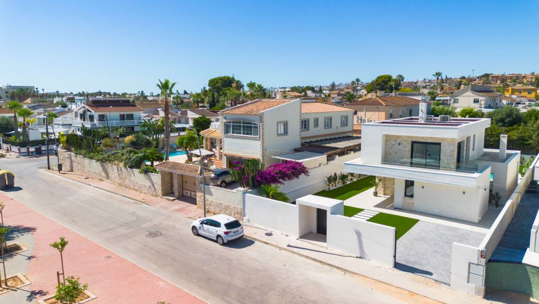 New Build - Villa - Torrevieja - Torrevieja Centro