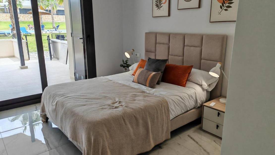 Nueva construcción  - Apartment - San Miguel De Las Salinas